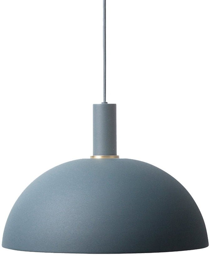 Suspension bleue socket low bleu Dome Collect - Ferm Living - The Cool Republic