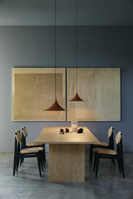 Suspension design en acier marron noir brillant 30cm Semi - Gubi - The Cool Republic