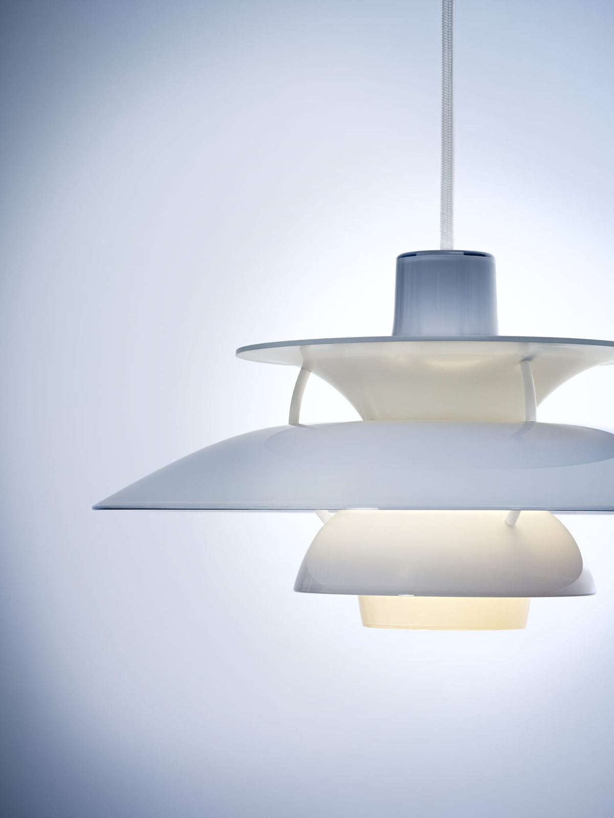 Suspension design en acrylique opalin bleu clair 32cm Ph 5 320 - Louis Poulsen — vue 11