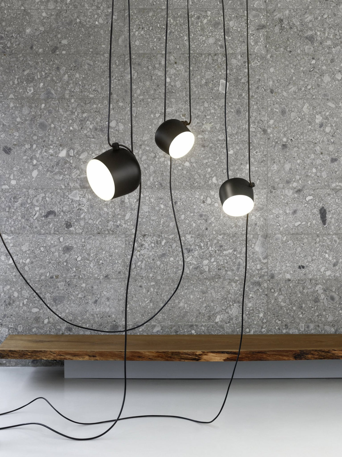 Suspension design noire Aim - Flos - The Cool Republic