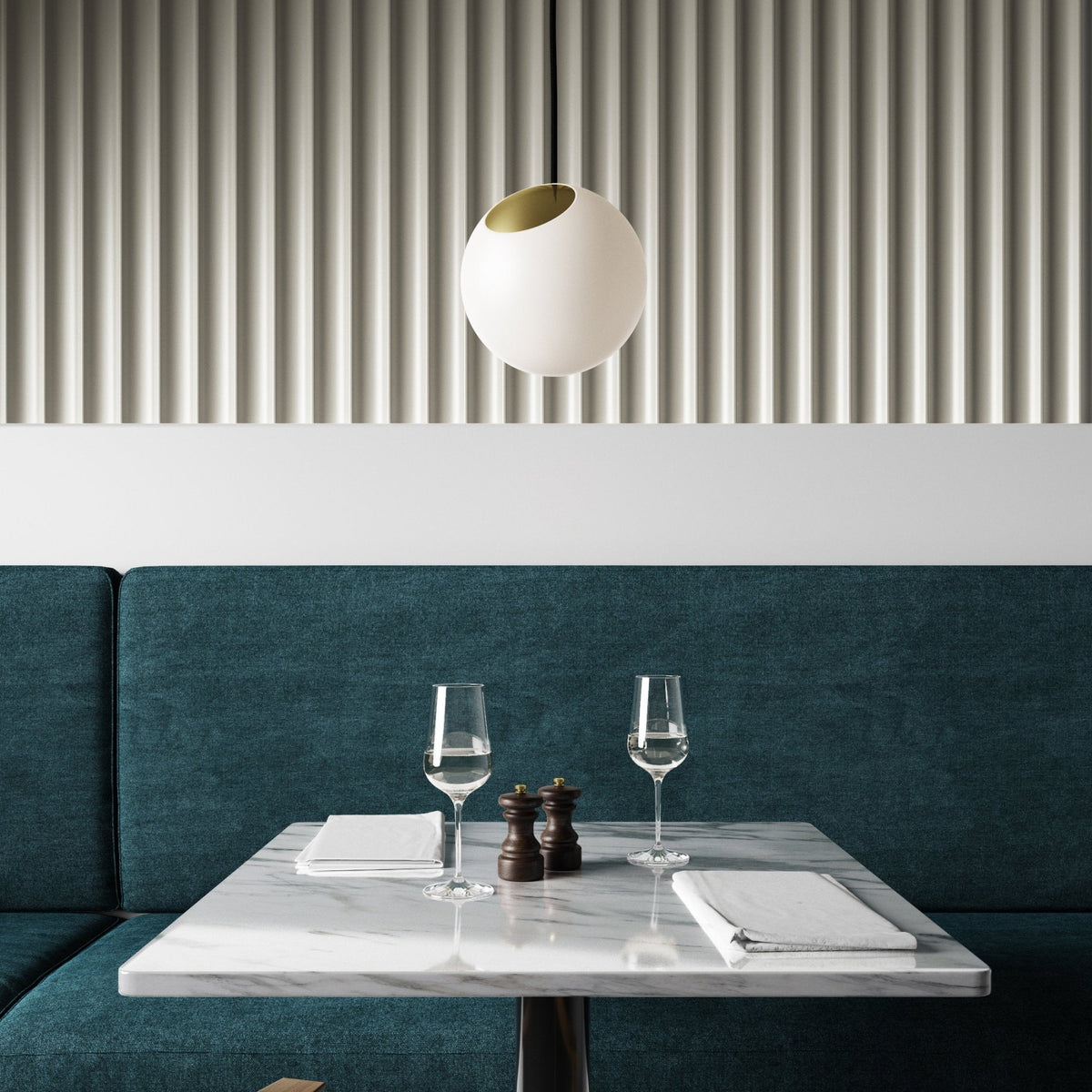 Suspension détail doré câble beige Bright Spot - Nordic Tales - The Cool Republic