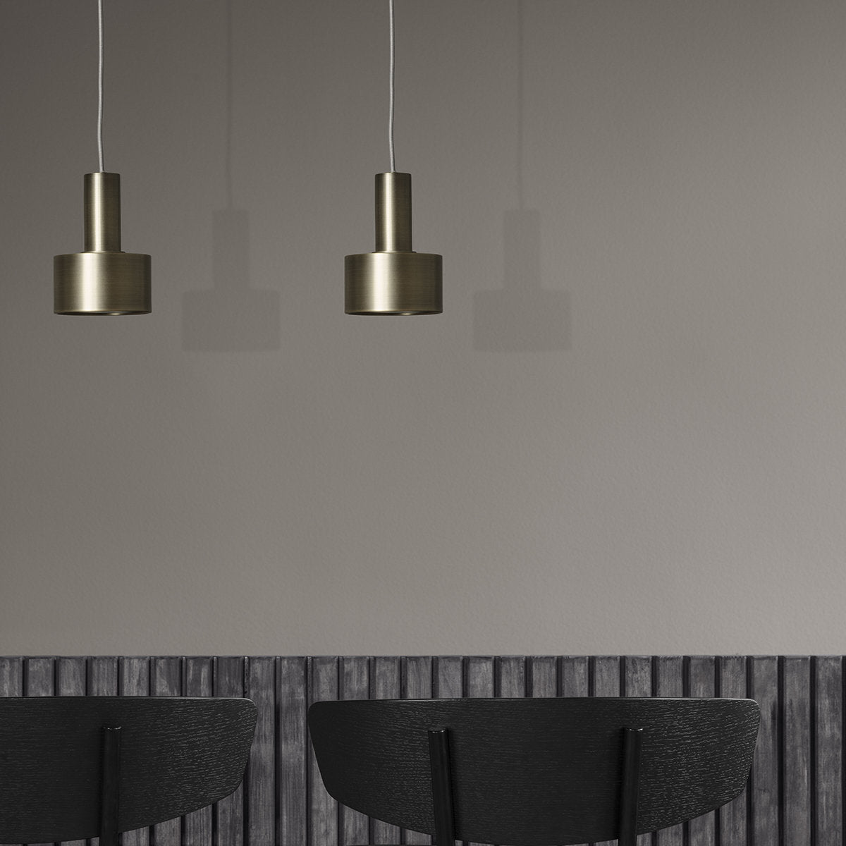 Suspension doré socket high doré Disc Collect - Ferm Living - The Cool Republic