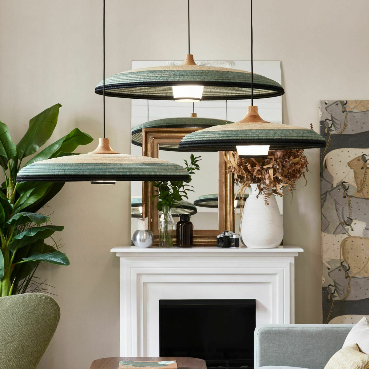 Suspension en abaca tissée bleue M Grass - Forestier - The Cool Republic