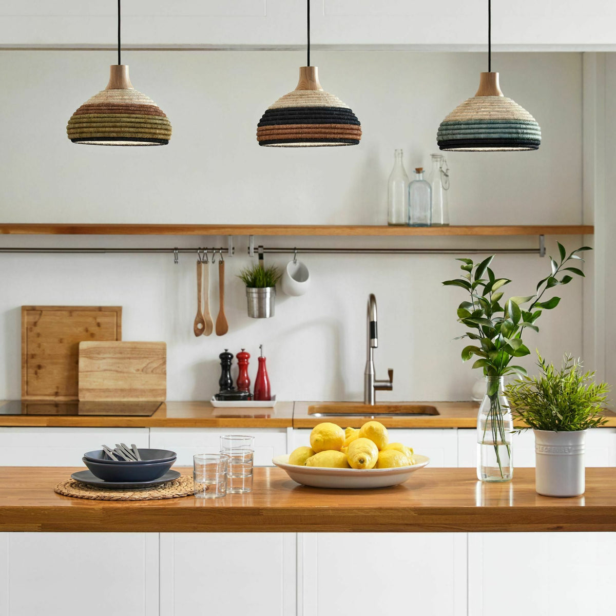 Suspension en abaca tissée marron S Grass - Forestier - The Cool Republic
