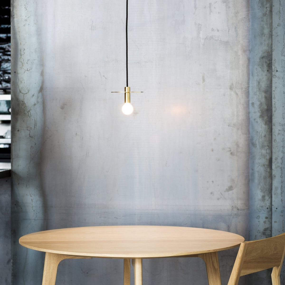 Suspension en acier noir Dot - Lambert & Fils - The Cool Republic