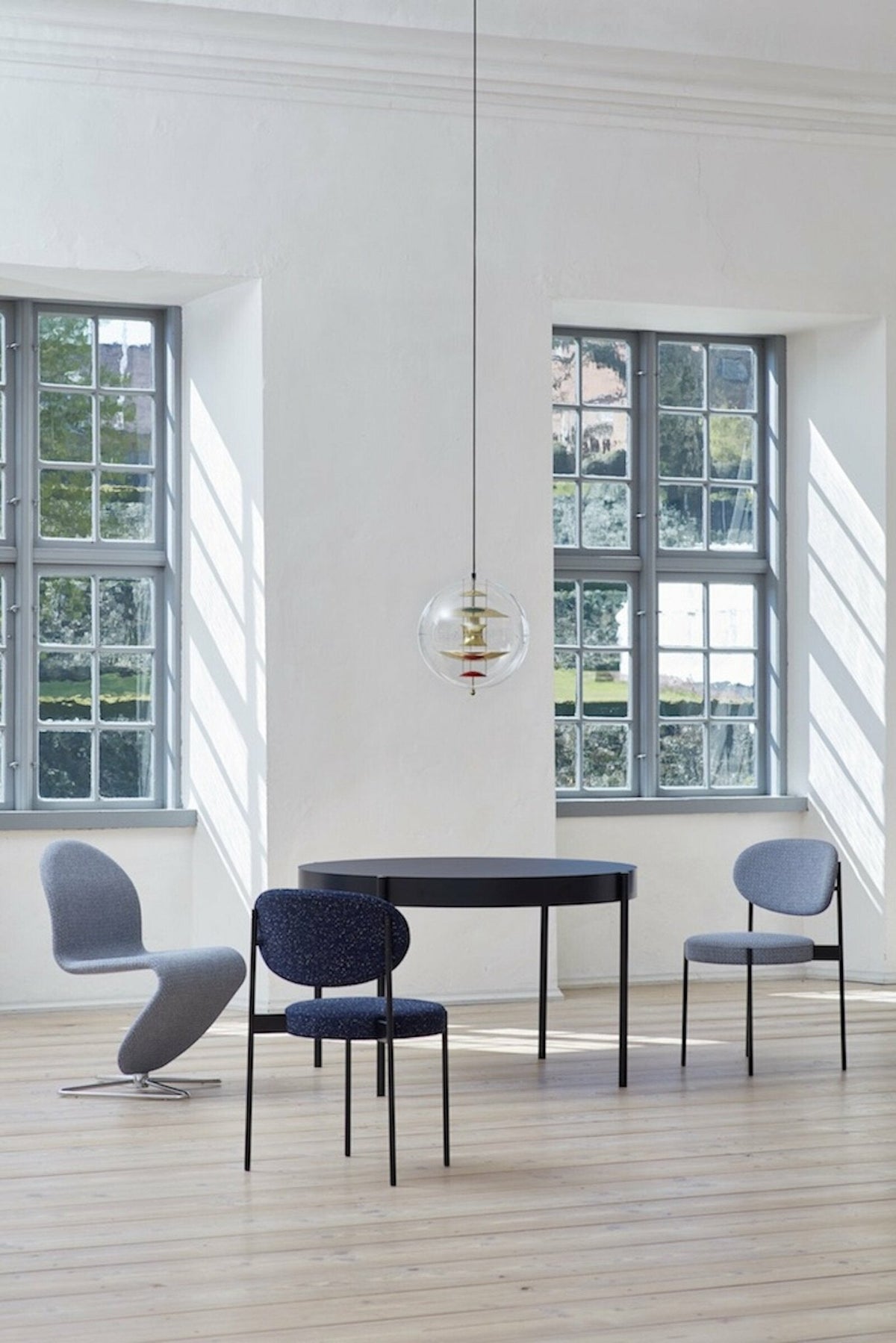 VP Globe Brass 40 cm Pendant - Verpan - The Cool Republic