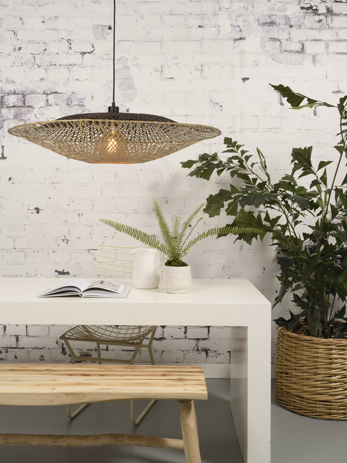 Suspension en bambou naturel 87x20cm Kalimantan - Good & Mojo - The Cool Republic