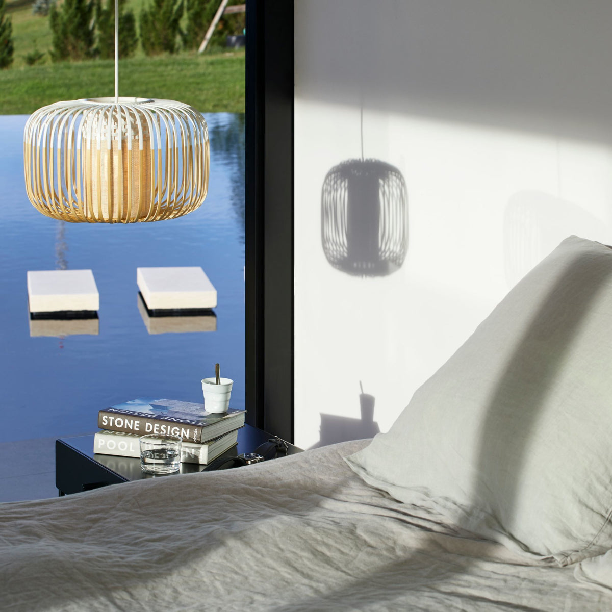 Suspension en bambou rouge M Bamboo outdoor - Forestier - The Cool Republic