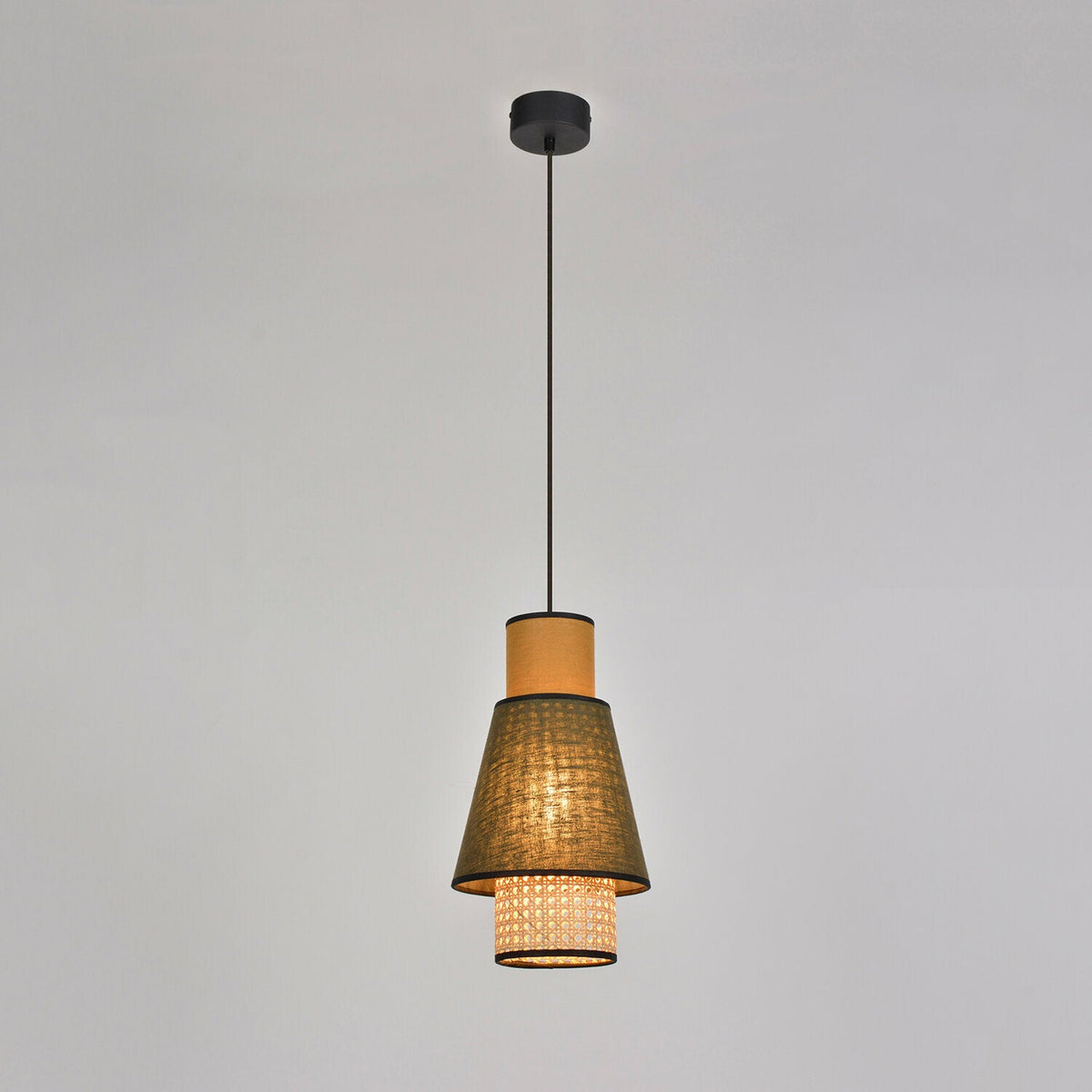 Suspension en cannage kaki et curry 22 cm Singapour - Market set - The Cool Republic
