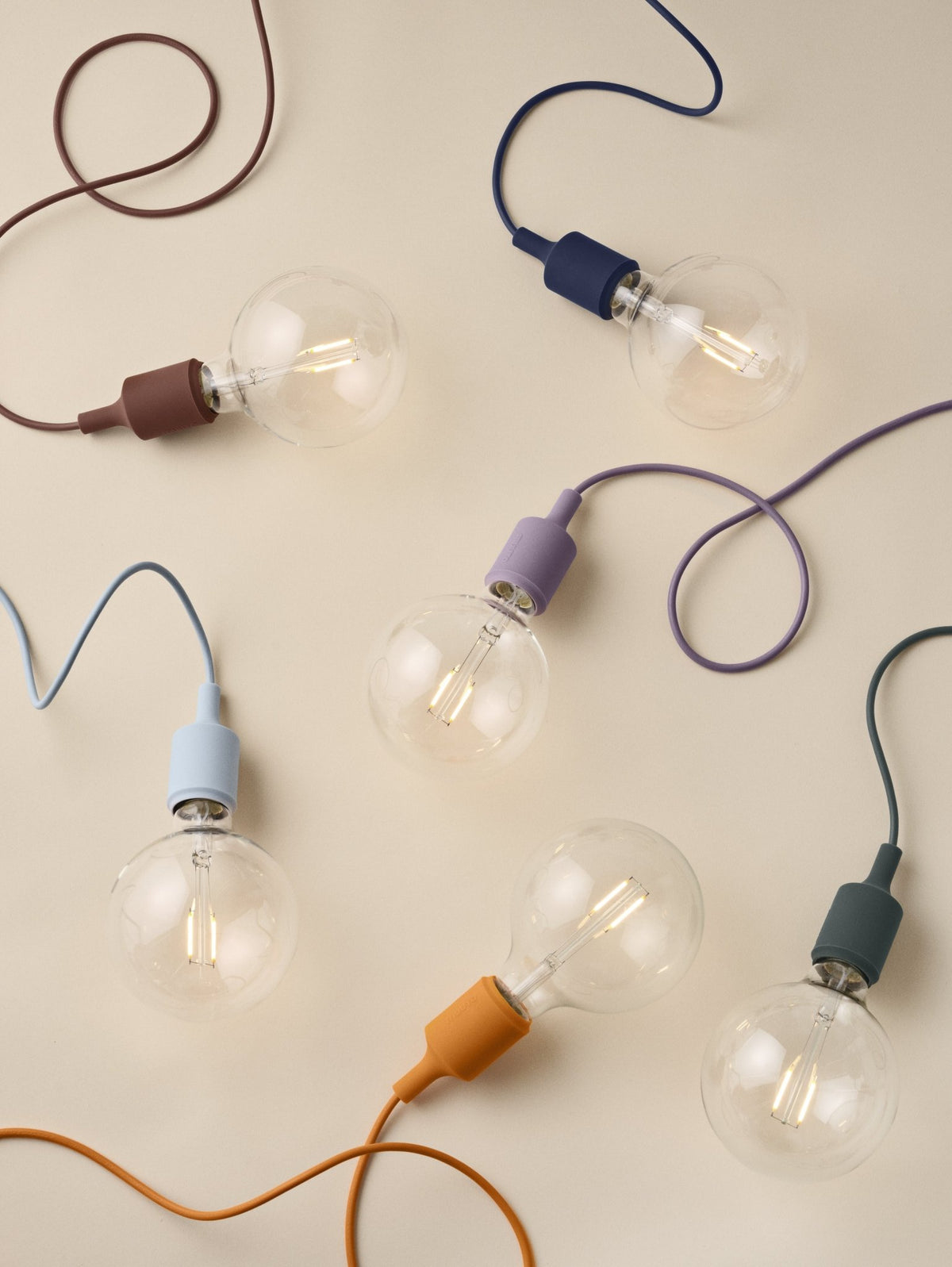 Orange rubber pendant lamp 12 x 23 cm E27 - Muuto - The Cool Republic