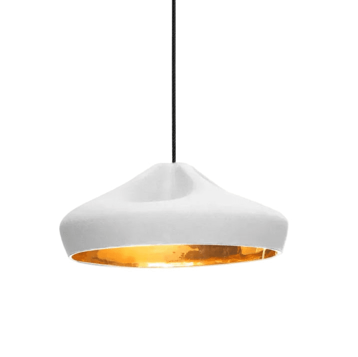 Suspension en céramique blanche et doré 16x34cm Pleat Box 36 - Marset - The Cool Republic