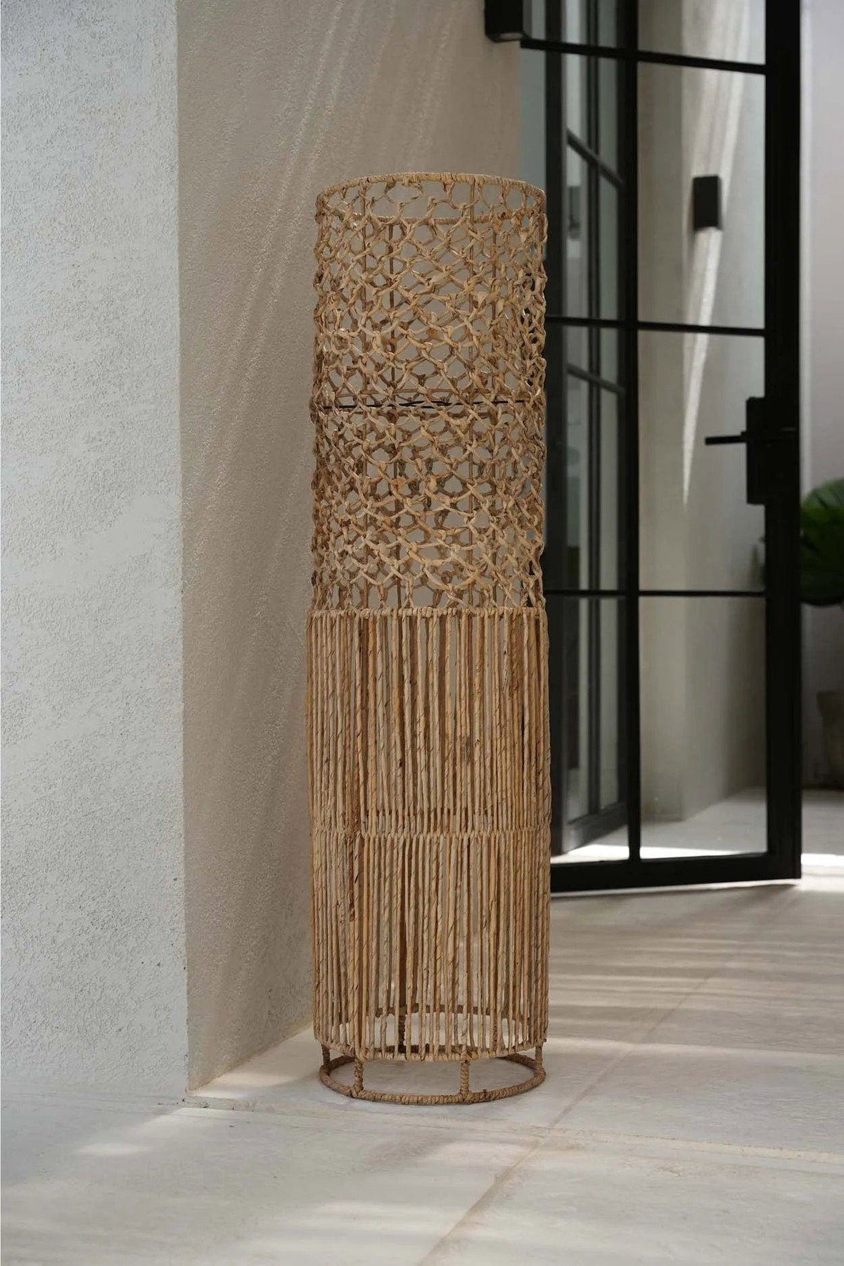Suspension en feuille de bananier tressée beige 31cm Takuhanki - Bazar Bizar — vue 2