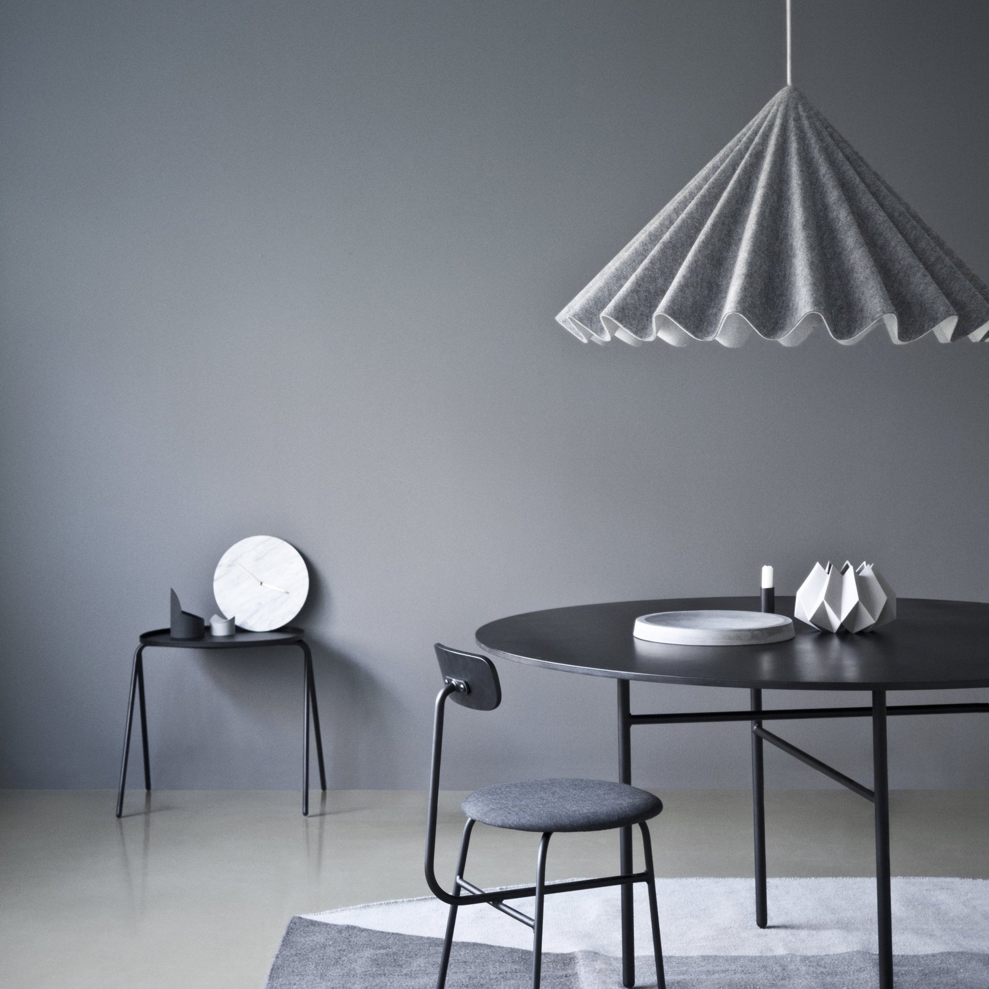 Suspension en feutre blanc 95cm Dancing - Audo - The Cool Republic