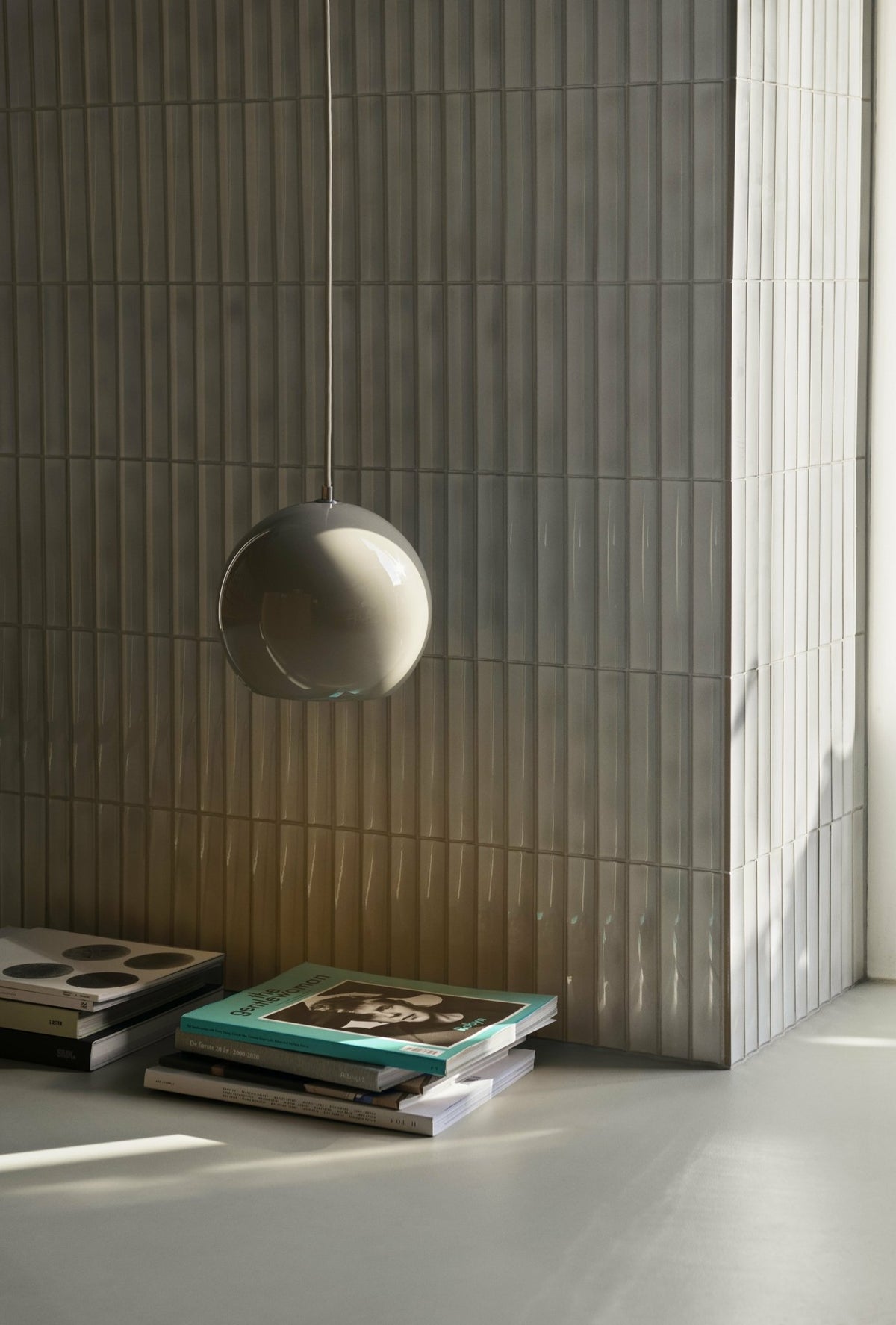 Suspension en grey beige Topan VP6 - &tradition - The Cool Republic