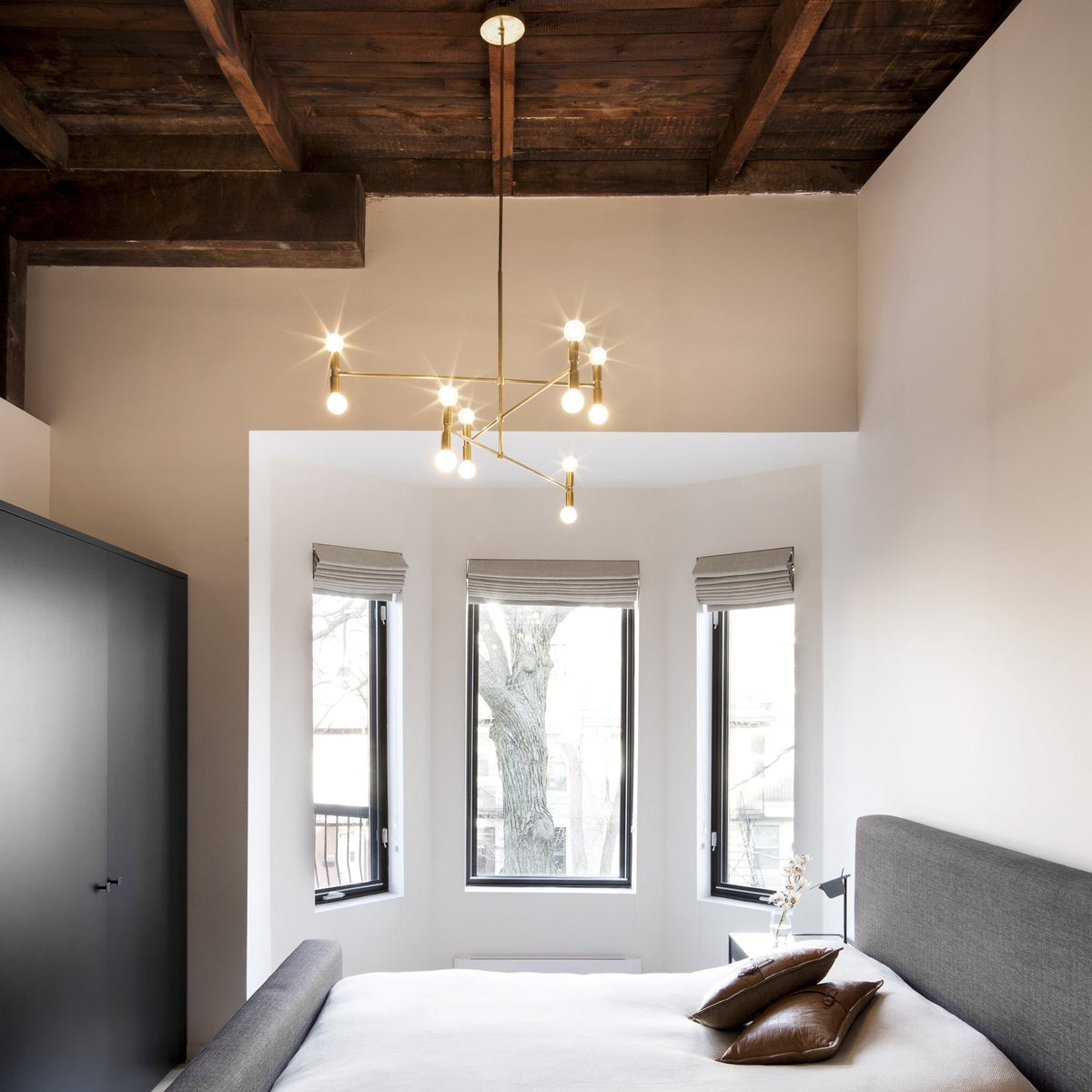 Suspension en laiton 78 cm Dot Atomium - Lambert & Fils - The Cool Republic