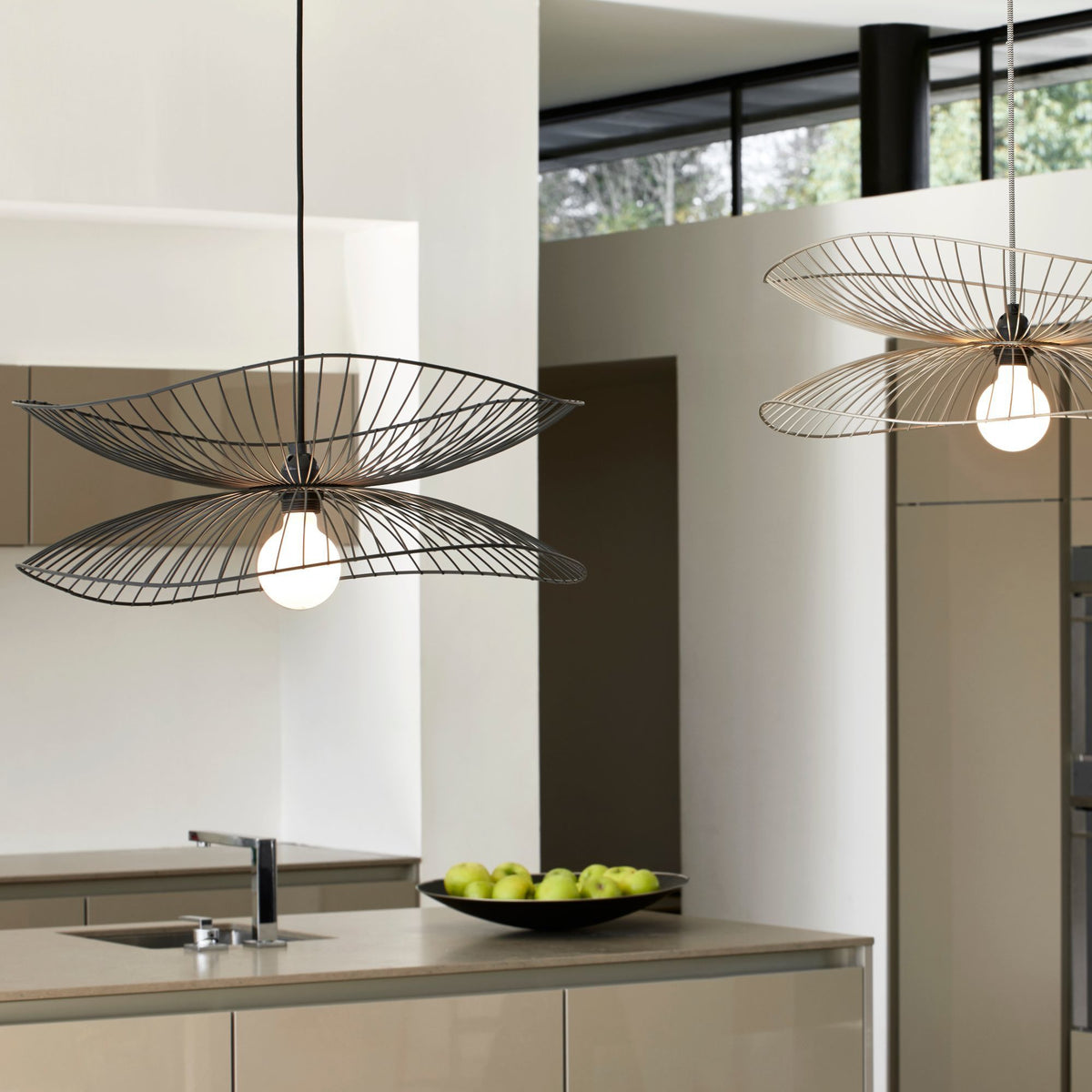 Suspension en métal blanche S Libellule - Forestier - The Cool Republic