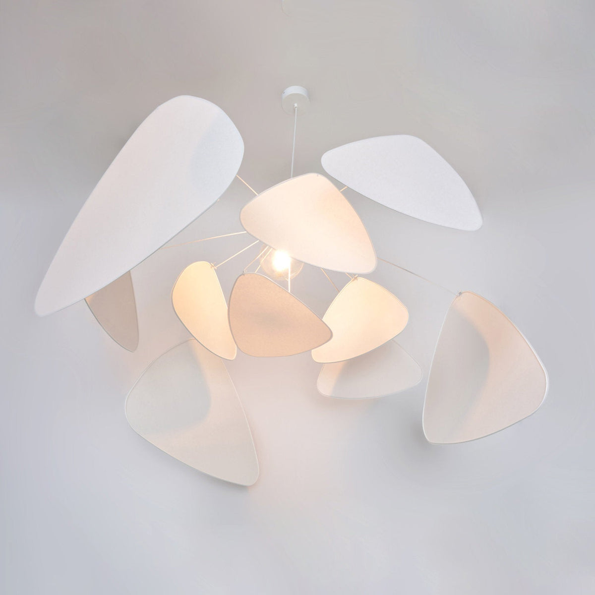 Suspension en métal et papier blanc 110 cm Screen Murano - Market set - The Cool Republic