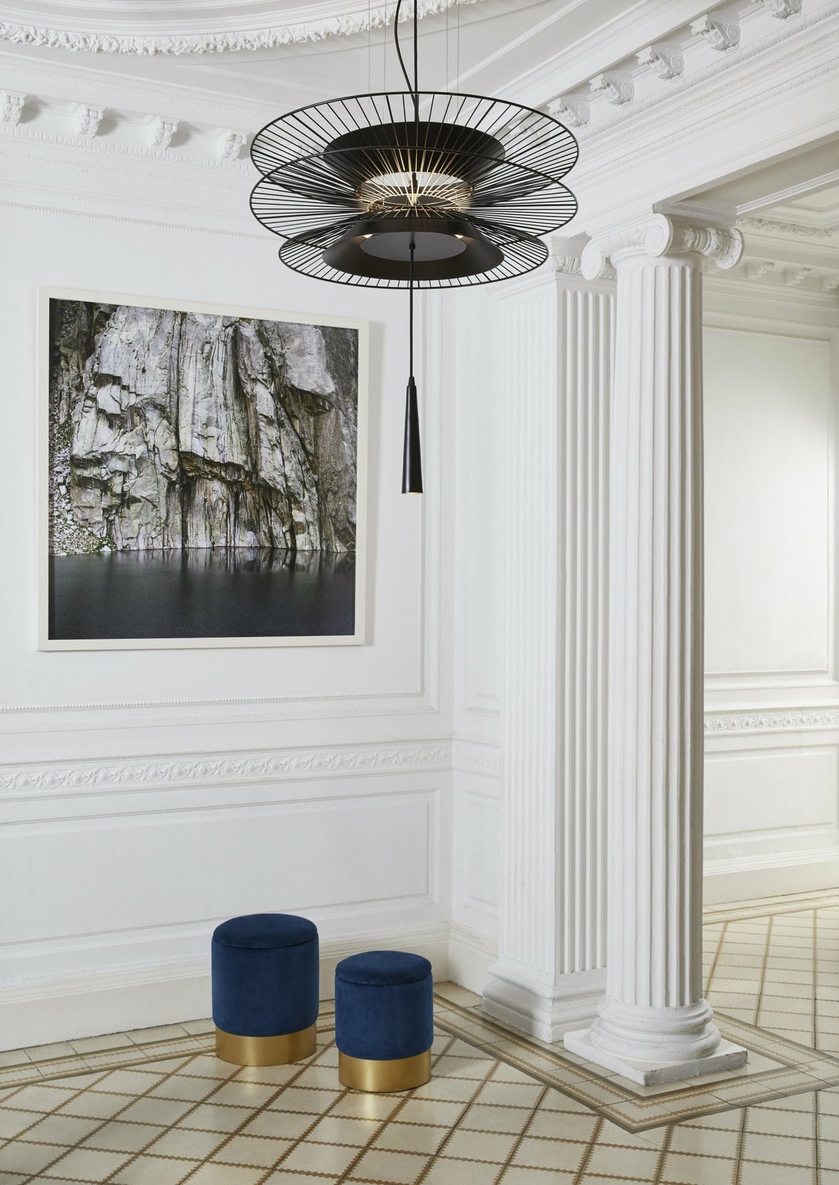 Suspension en métal noir 68 cm GRAVITY - Forestier - The Cool Republic