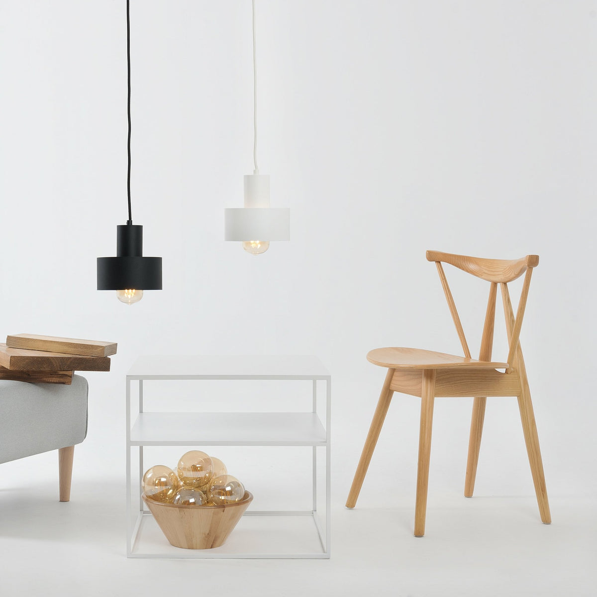 Suspension en métal noir cylindrique 15 cm Fay - Custom Form - The Cool Republic