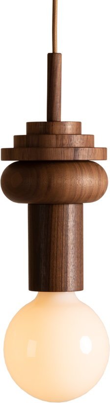 Suspension en noyer Junit Pino - Schneid Studio - The Cool Republic