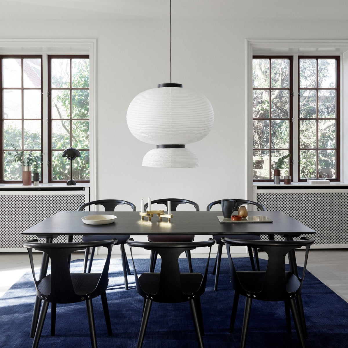 Suspension en papier blanc ivoire 70cm Formakami JH5 - &tradition - The Cool Republic