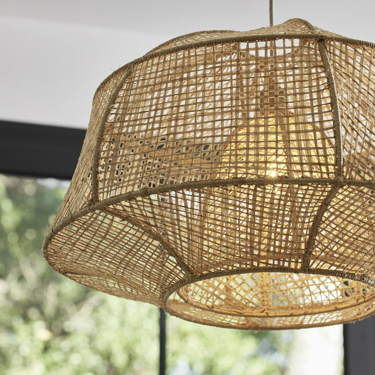 Suspension en raphia naturel 58 cm Odyssée - Market set - The Cool Republic