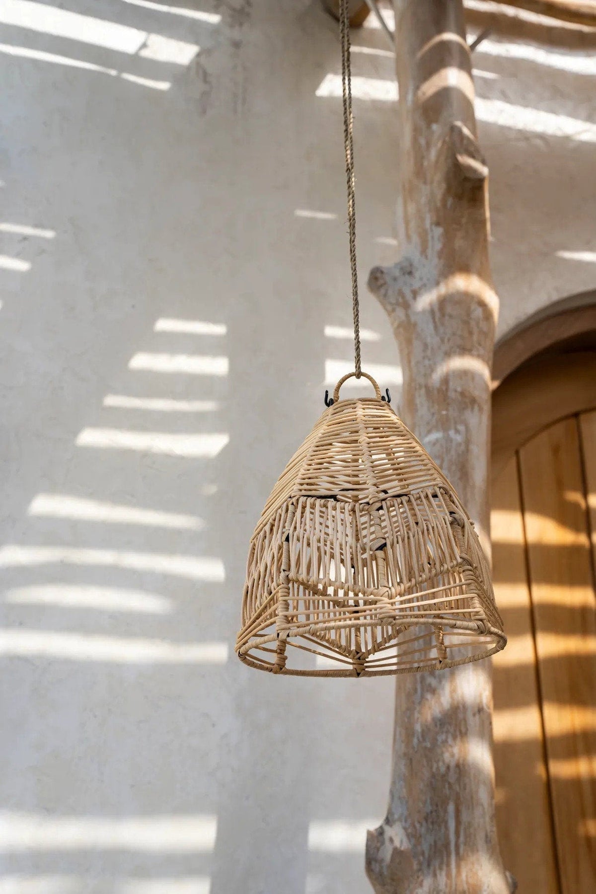 Suspension en rotin tressé naturel beige 24cm Bala - Bazar Bizar — vue 3