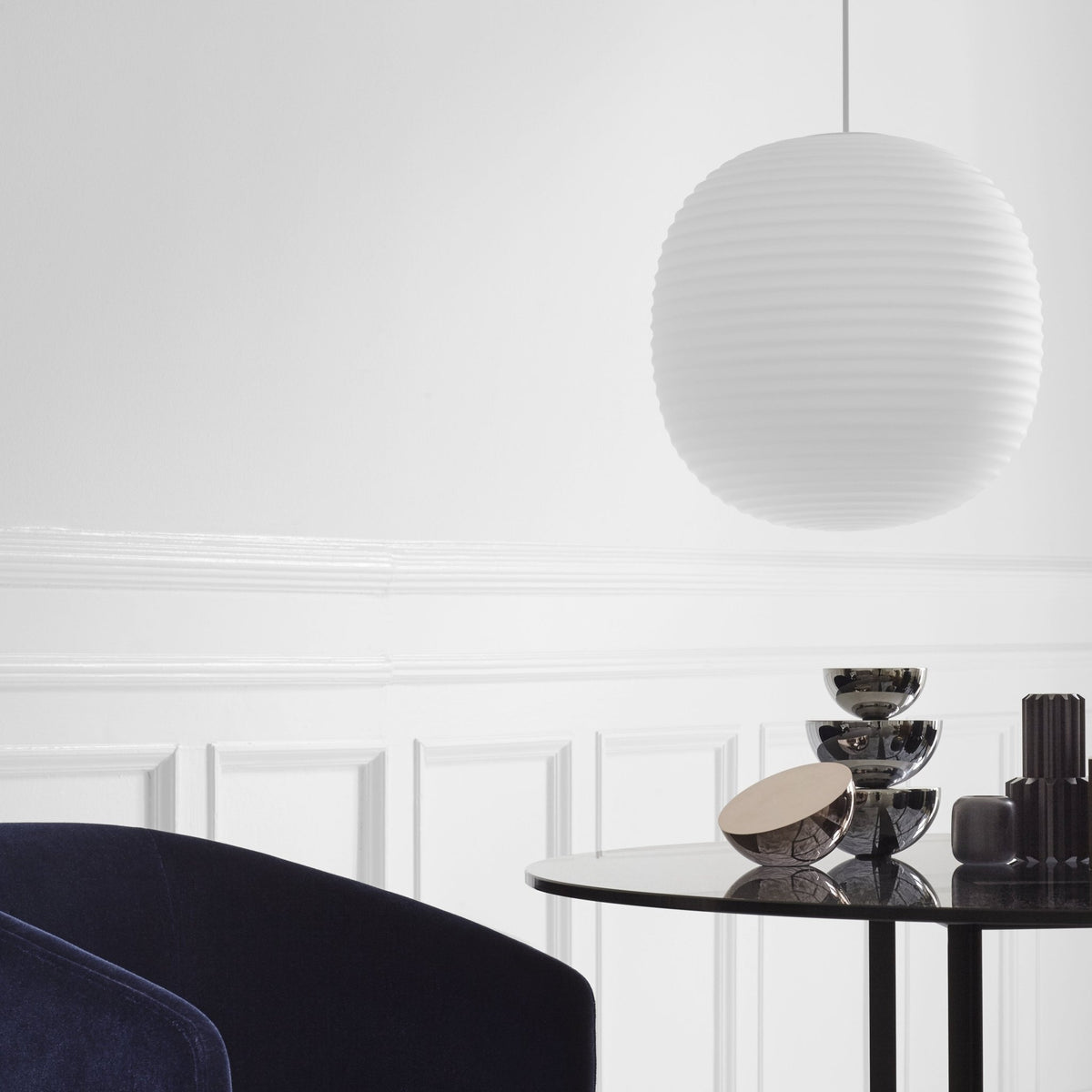 Suspension en verre givré blanc 20 cm Lantern - New Works - The Cool Republic