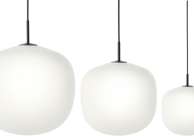 Suspension en verre noire 25 cm Rime - Muuto - The Cool Republic