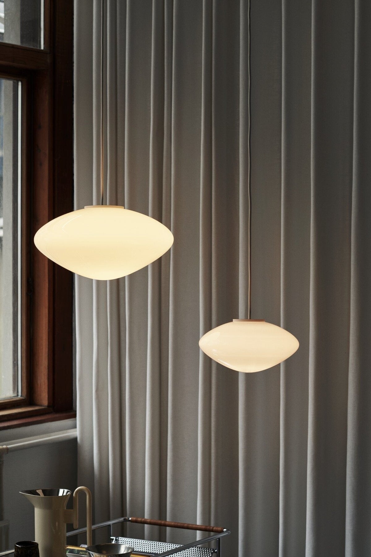 Suspension en verre soufflé 25 cm Mist AP15 - &tradition - The Cool Republic