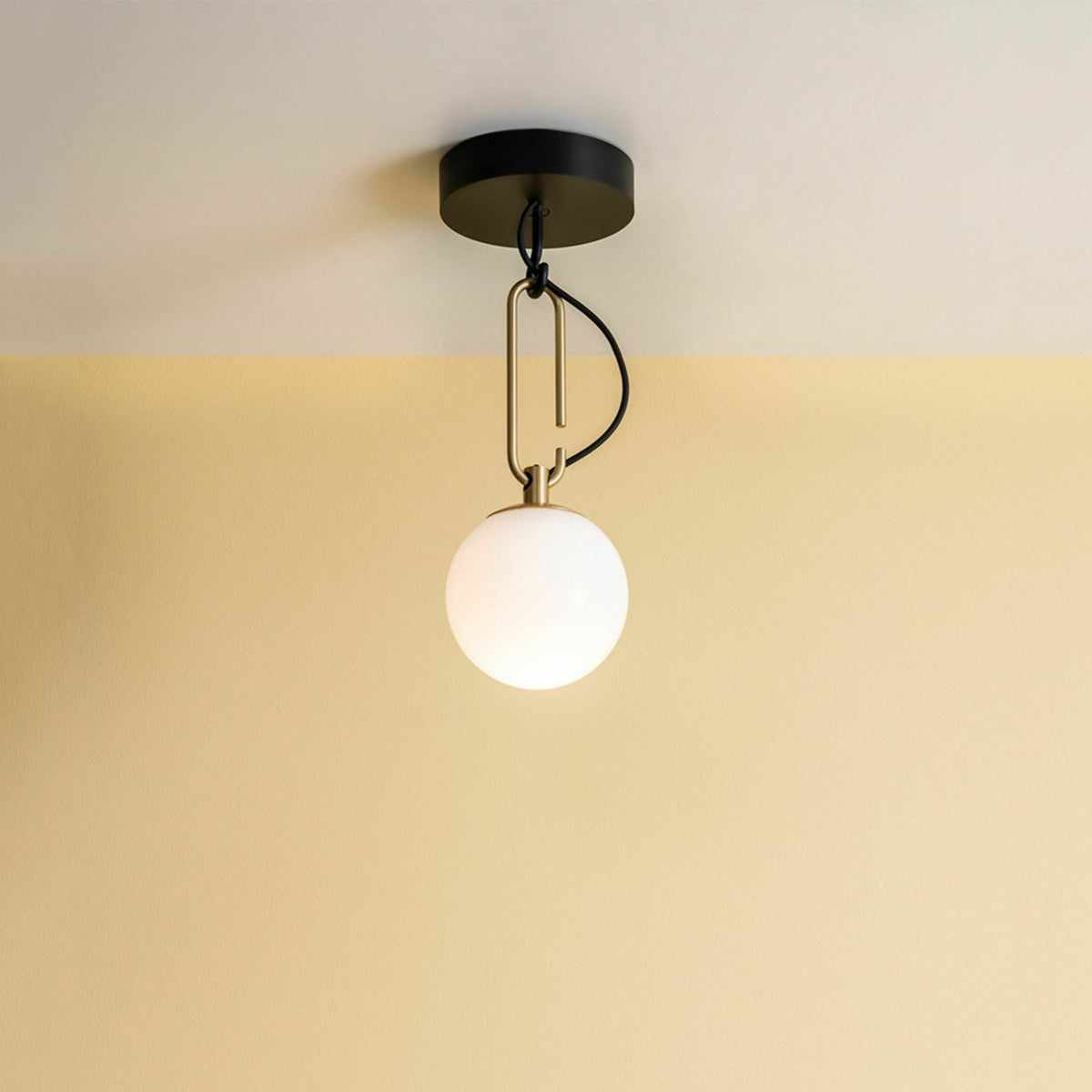 Suspension in blown glass and gilded brass NH 14 - Artemide - The Cool Republic