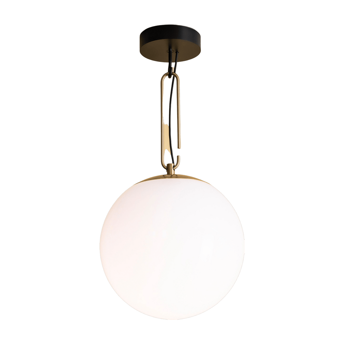Suspension en verre soufflé et laiton doré NH 35 - Artemide - The Cool Republic
