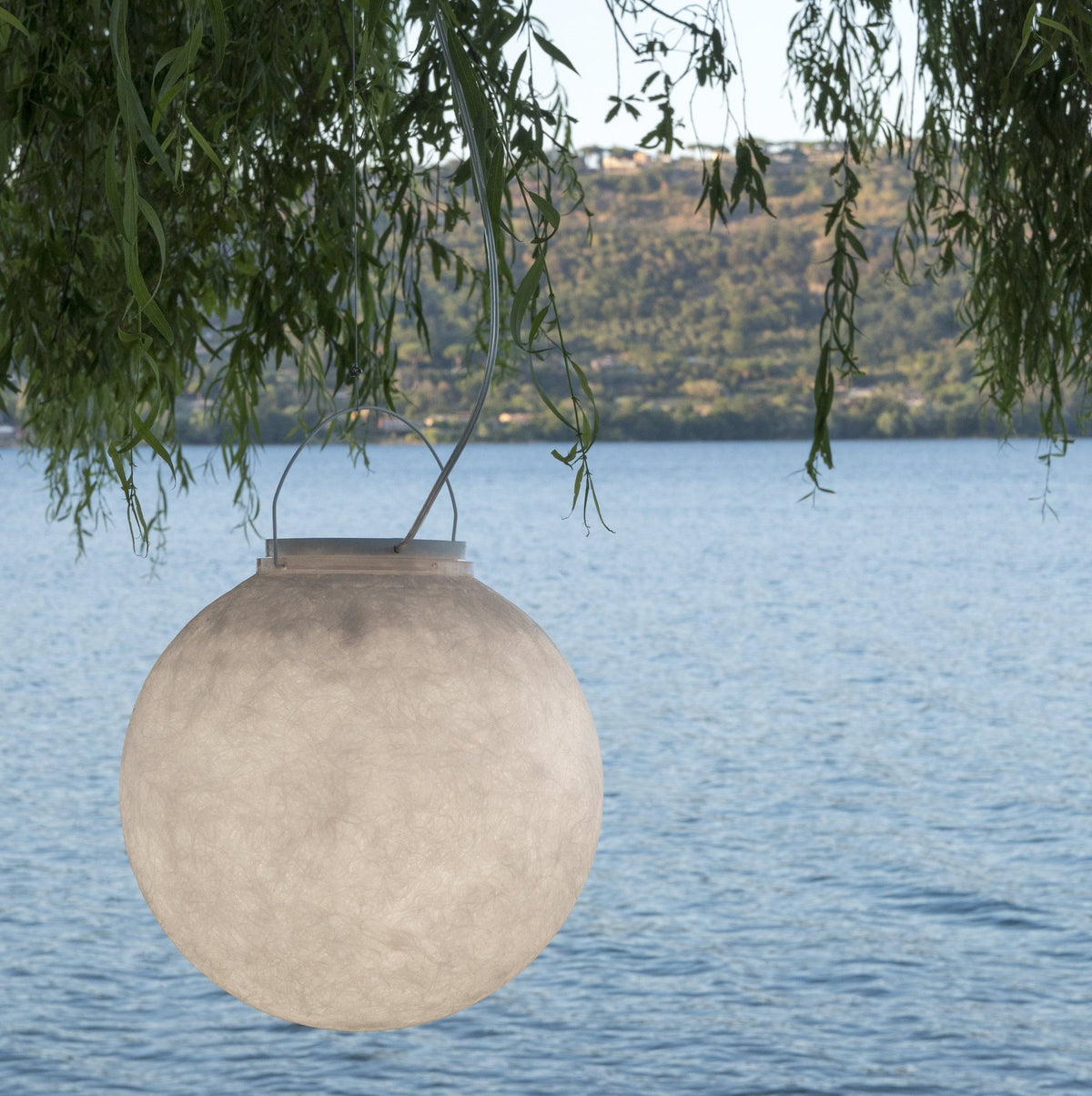 Suspension extérieure blanche Luna Out - In-es.artdesign - The Cool Republic