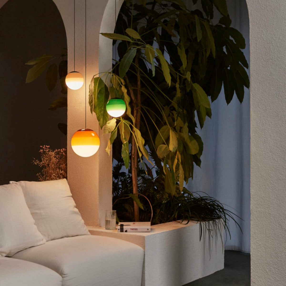 Suspension globe 13,5 cm ambre Dipping Light - Marset - The Cool Republic