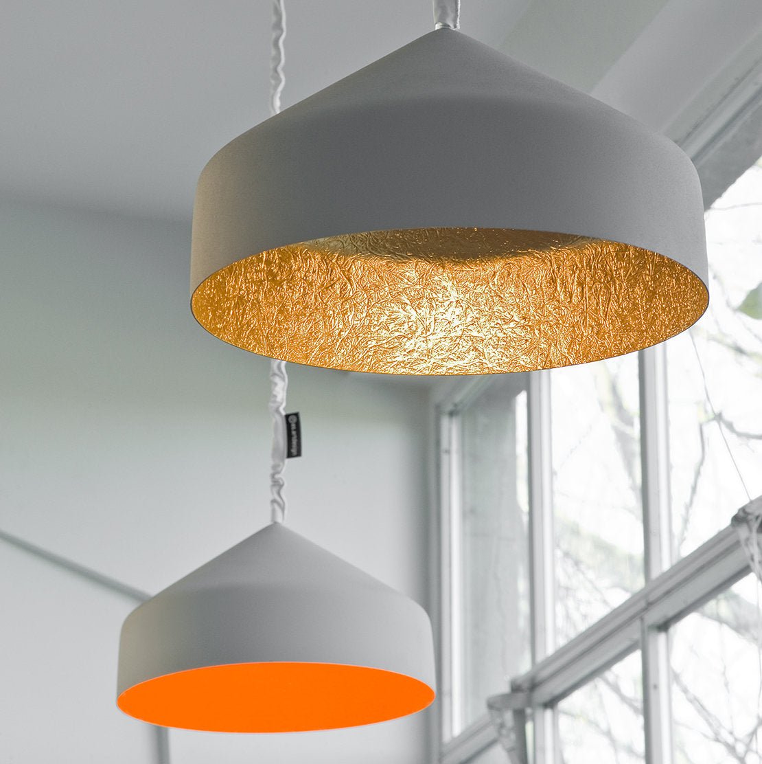 Suspension grise et dorée Cyrcus Cemento - In-es.artdesign - The Cool Republic