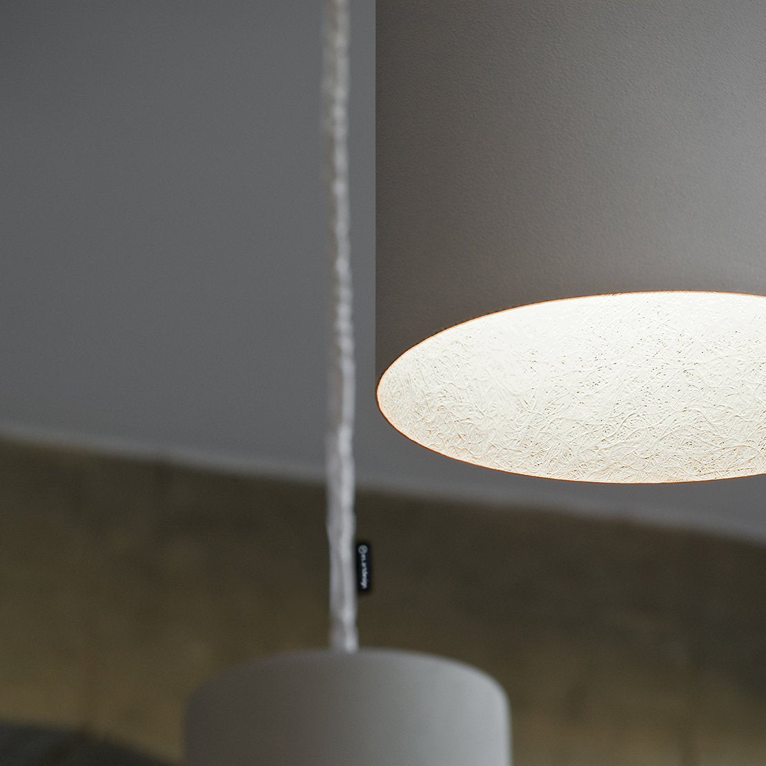 Suspension grise et or Bin Cemento - In-es.artdesign - The Cool Republic