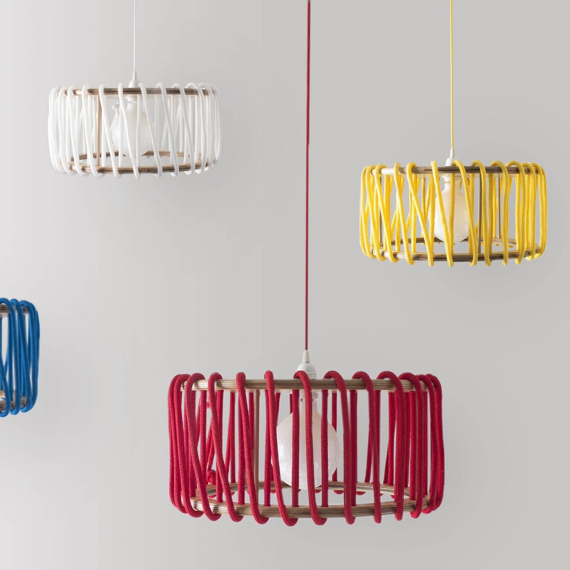 Suspension jaune S Macaron - EMKO - The Cool Republic