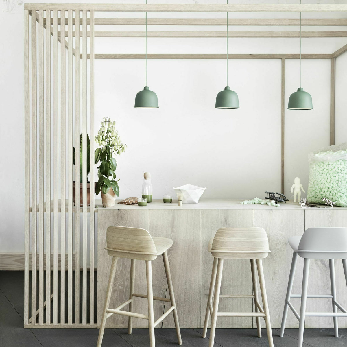 Suspension LED en fibre de bambou vert Grain - Muuto - The Cool Republic