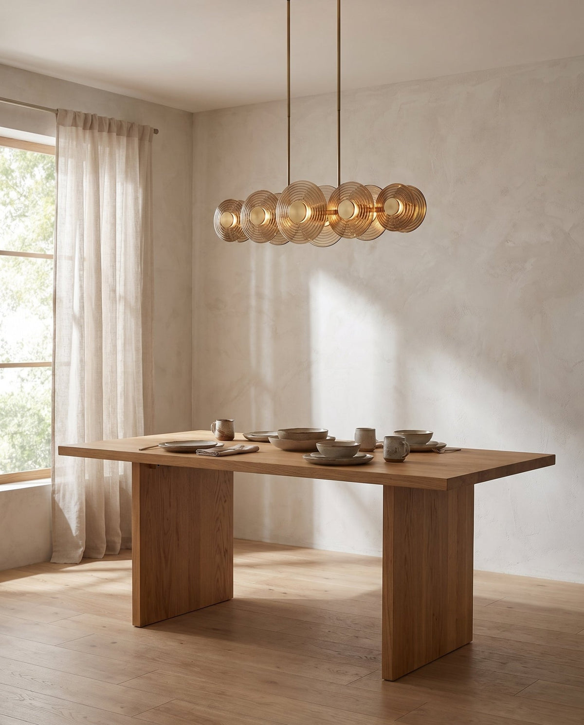Suspension linéaire en acier laiton vieilli 135x27x36cm Griston - Hudson Valley Lighting - The Cool Republic