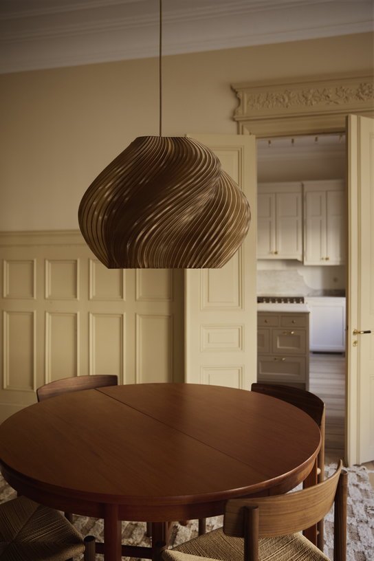 Suspension marron caramel et chrome 48 cm Soft serve Mega - Crème atelier - The Cool Republic