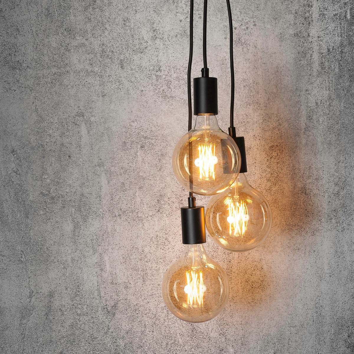 Suspension noire 3 ampoules Oslo - It's about Romi - The Cool Republic