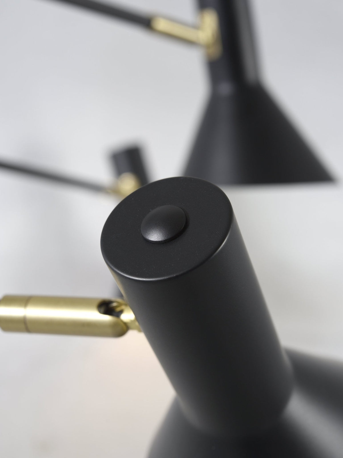 Suspension noire ajustable 6 lampes Izmir - It's about Romi - The Cool Republic