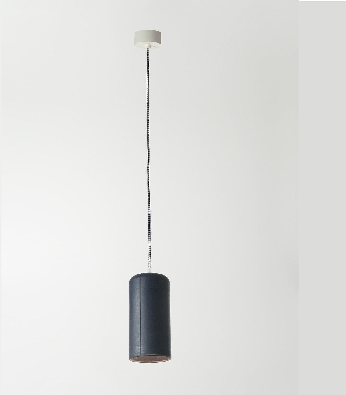 Suspension noire Candle 1 - In-es.artdesign - The Cool Republic