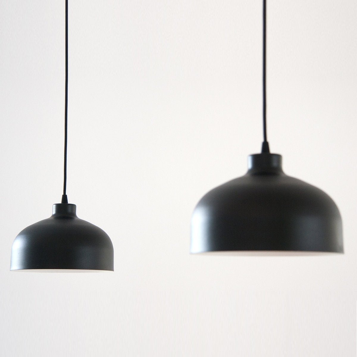 Suspension noire et blanche 22 cm B&B - Loftyou - The Cool Republic