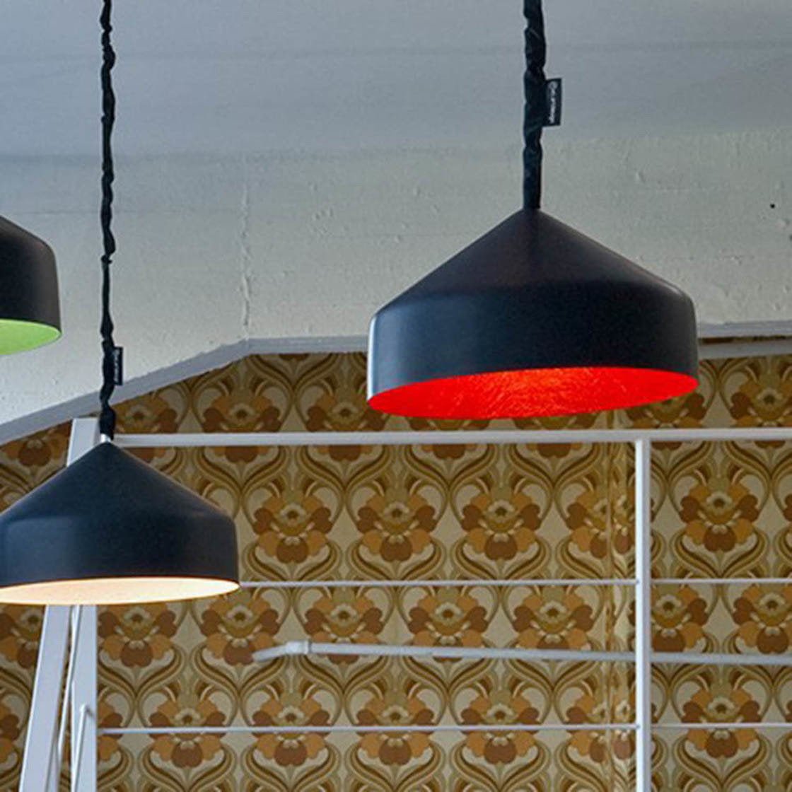 Suspension noire et blanche en nébulite Cyrcus Lavagna - In-es.artdesign - The Cool Republic