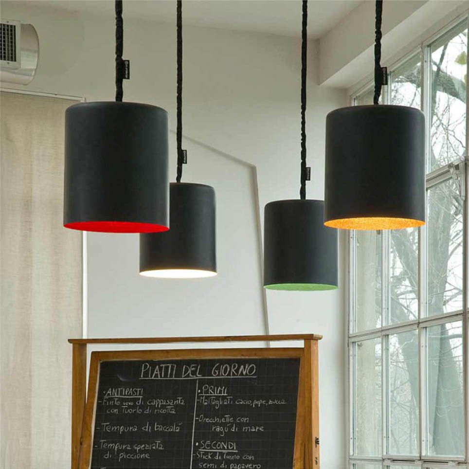 Suspension noire et rouge Bin Lavagna - In-es.artdesign - The Cool Republic
