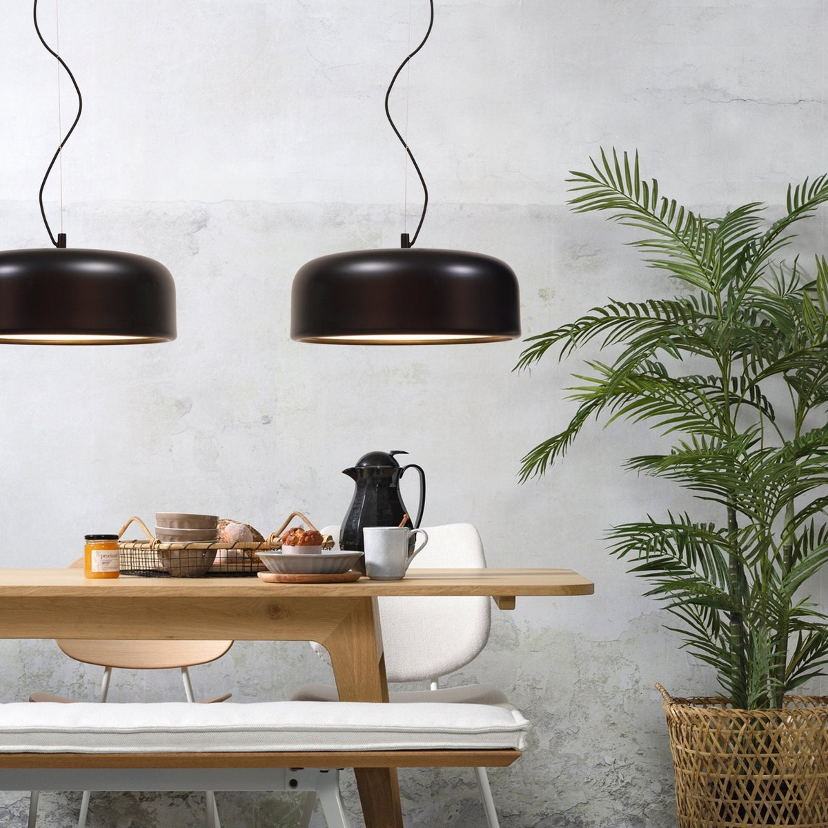 Suspension noire Marseille - It's about Romi - The Cool Republic