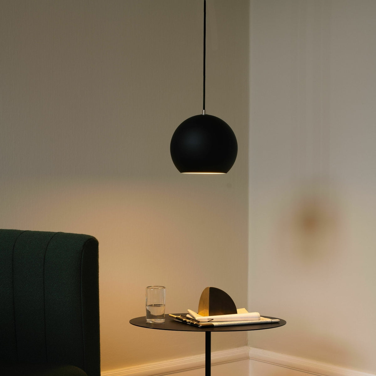 Suspension noire mat Topan VP6 - &tradition - The Cool Republic