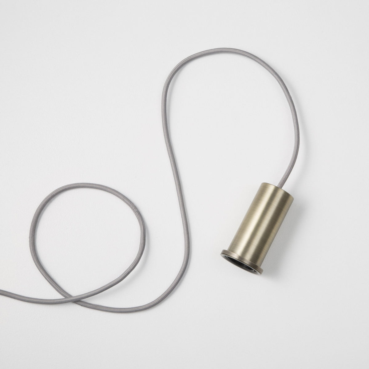 Suspension noire socket low doré Disc Collect - Ferm Living - The Cool Republic