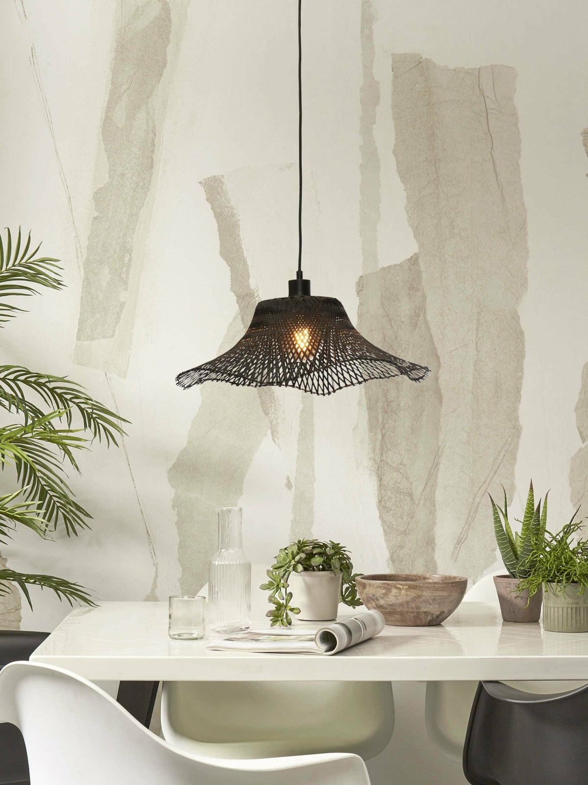 Suspension ondulée en bambou noir 50x15 cm Ibiza - Good & Mojo - The Cool Republic